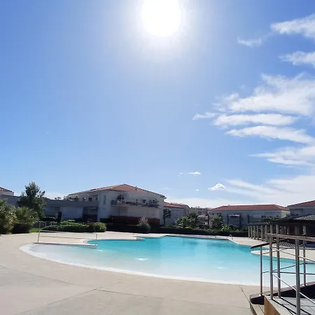 Bel En Bord De Avec Piscine Lagon Et Jardin, En Résidence Sécuriséee * Antibes