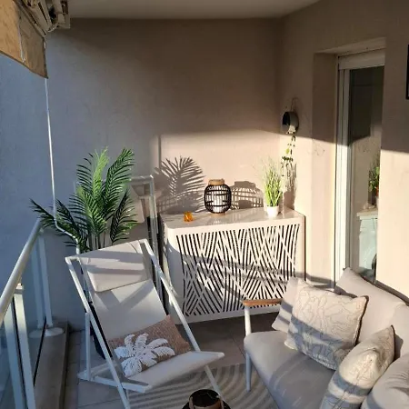 Bel En Bord De Avec Piscine Lagon Et Jardin, En Securisee شقة أنتيب