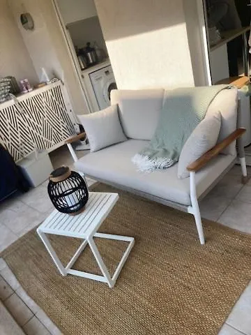 Lejlighed Bel En Bord De Avec Piscine Lagon Et Jardin, En Securisee *