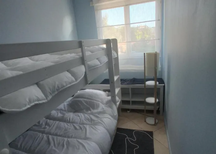 Lejlighed Bel En Bord De Avec Piscine Lagon Et Jardin, En Securisee Antibes